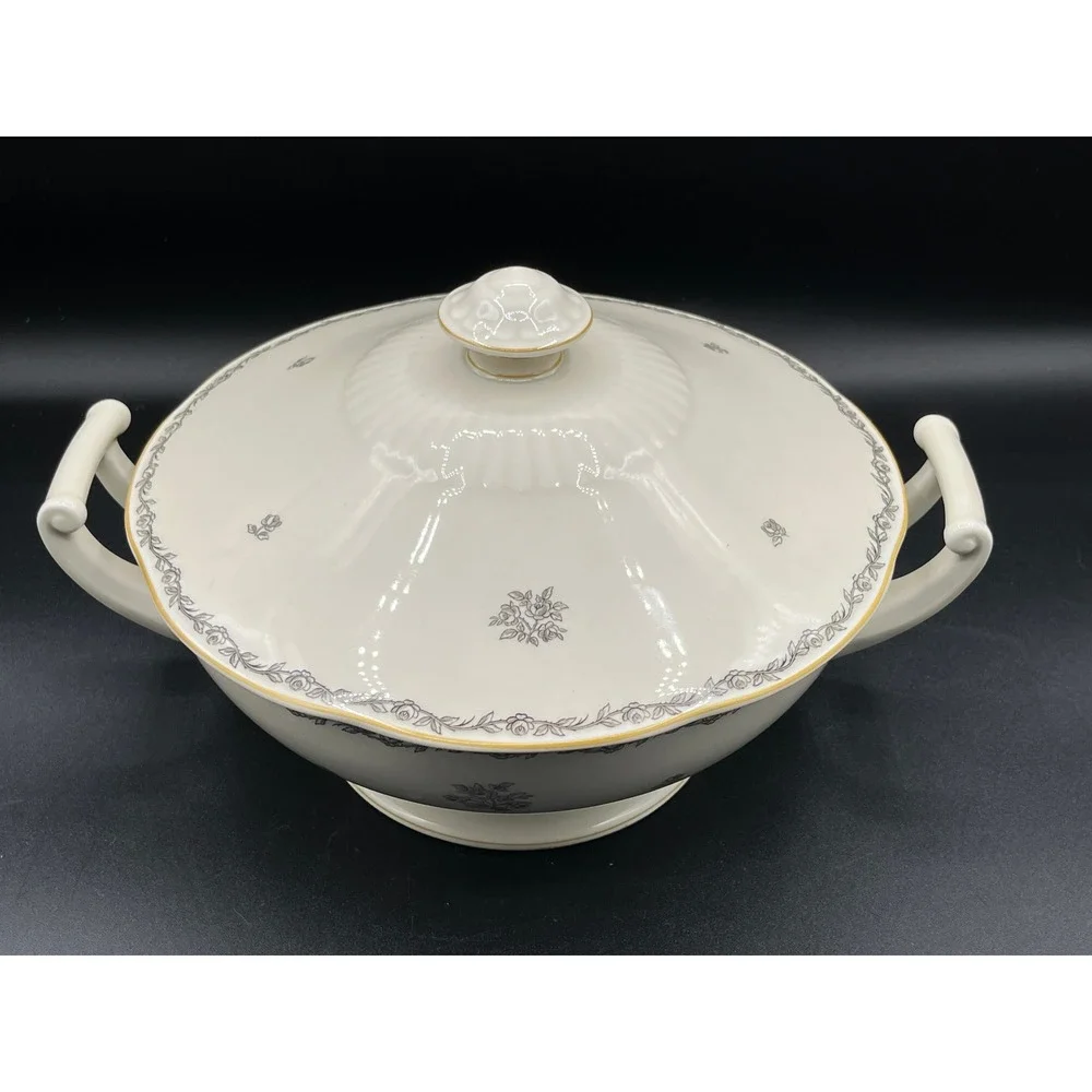 Vtg China Beige Porcelain Soup Tureen Rose Motif Bavaria Tirschenreuth Germany